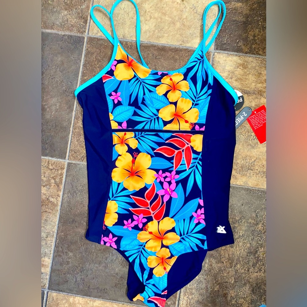 ZeroXposure  swimsuit NWT! Gorgeous colors with a skirt coverup: 2-piece set